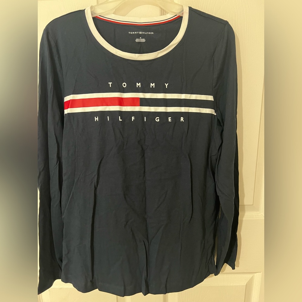 Long sleeve shirt with tags